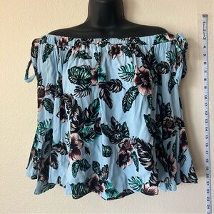 Forever 21 Blue Floral Off-Shoulder Blouse
